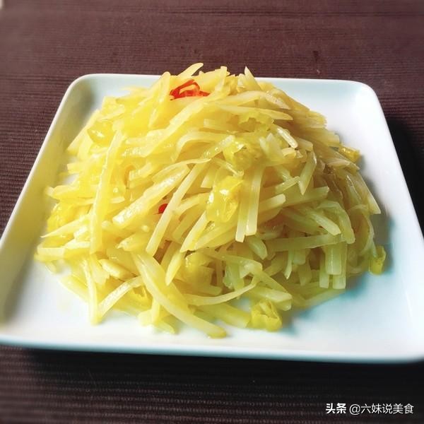 土豆豆腐尖椒丝汤,尖椒干豆腐土豆白菜