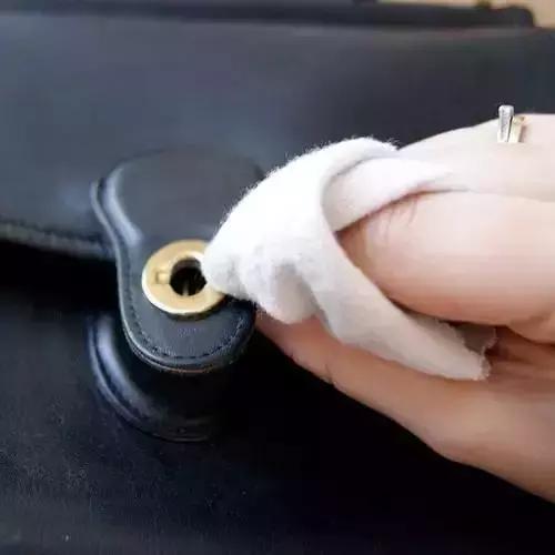 上千元的包包旧了怎么办,几百元的包包最好怎么保养