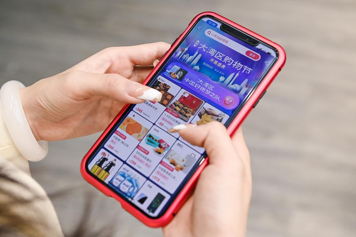 濞佹按,濞佹按鍝佺墝