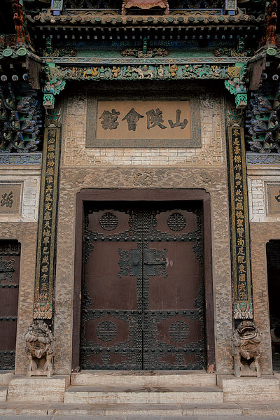 小乞丐因祸得福？从悲催童年到赤脚绅士的华丽蜕变……