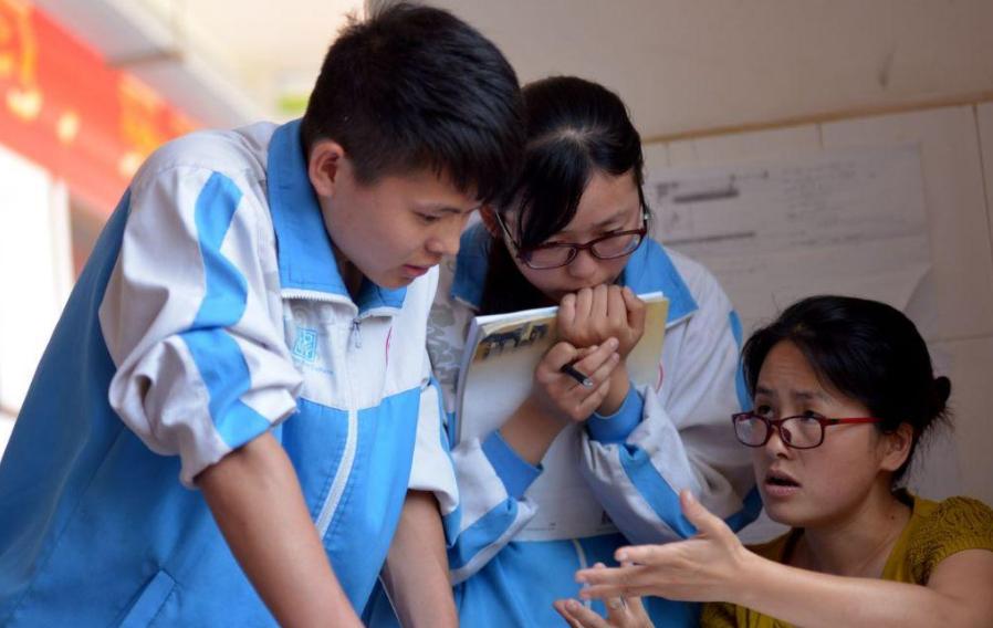 女生就业前景好的薪资高的专业,就业前景好工资高的专业排名女生