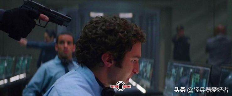 十款最受欢迎的枪械,老当益壮武器