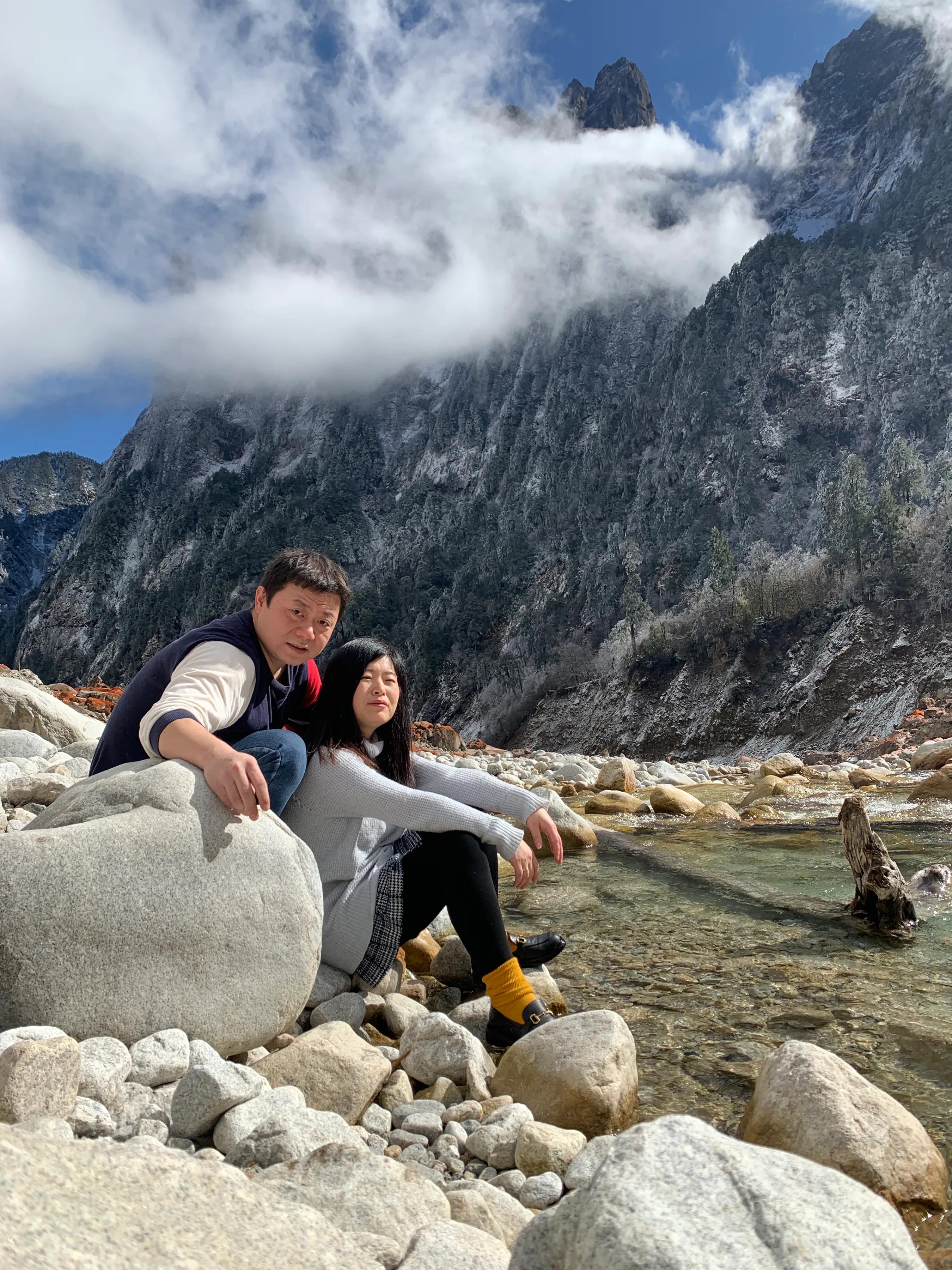 海螺沟燕子沟旅游攻略,海螺沟和燕子沟哪个更值得去