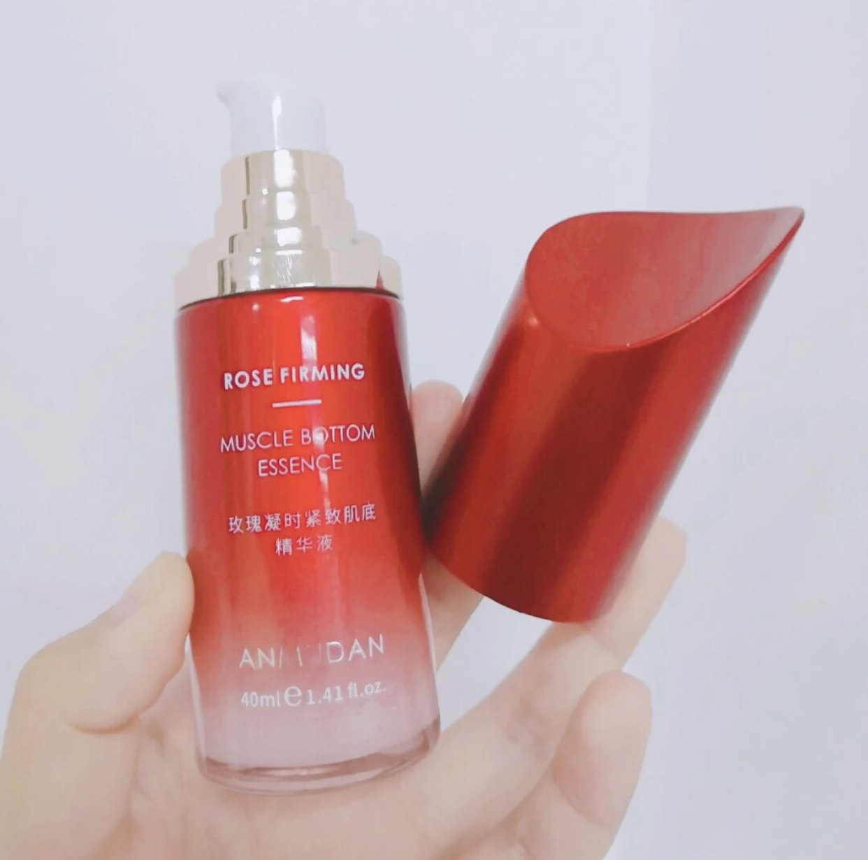 olay和欧莱雅精华怎么搭配使用,欧莱雅美白精华和olay小白瓶测评