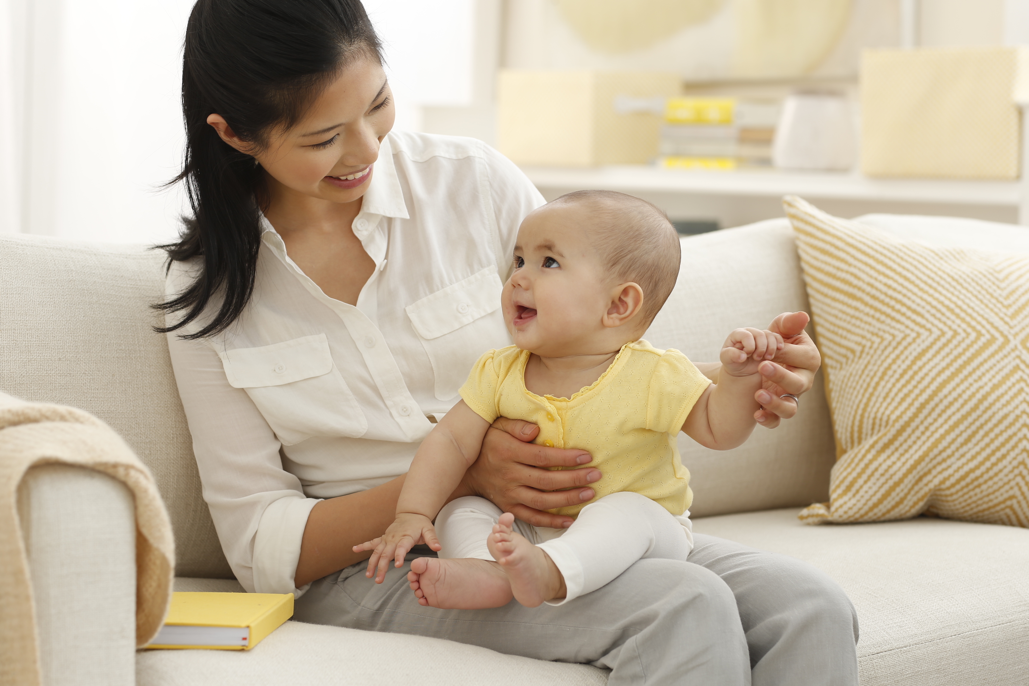 宝宝喝奶粉营养够吗,婴儿奶粉营养够吗