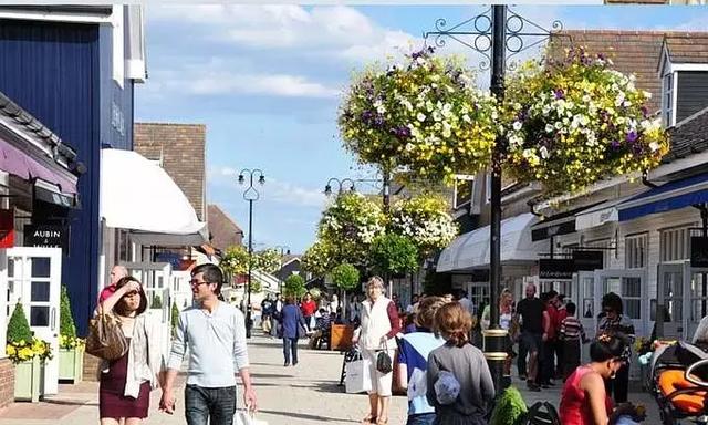 英国最大的打折村,英国最大折扣村