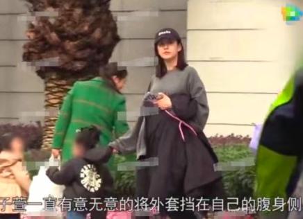 张子萱挺孕肚逛街,张子萱以前怀过孕吗