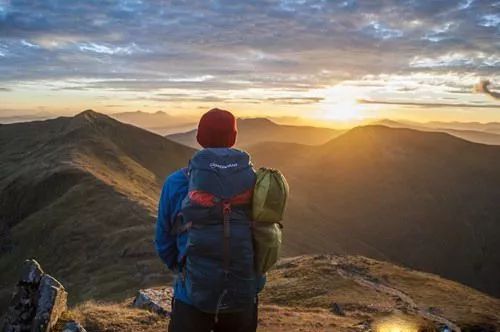 户外迷路了有哪些方法辨别方向,户外迷路怎么办