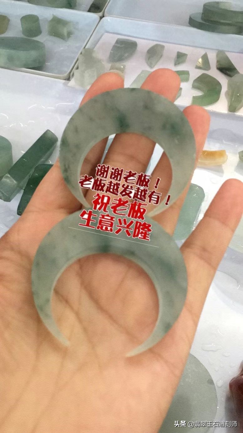 大学生暑假打工给爸妈买礼物,大学生打工赚钱给父母买礼物