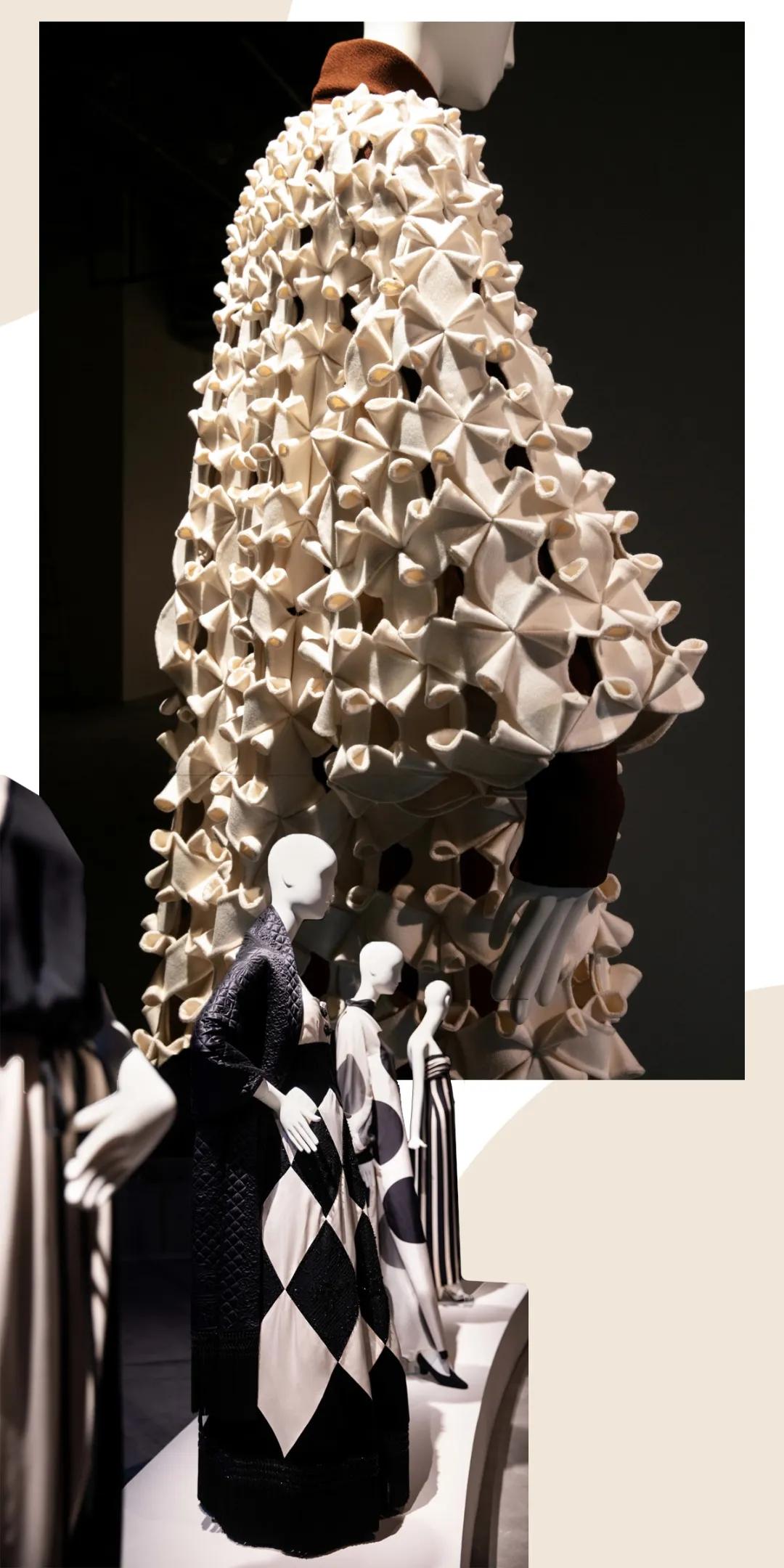 华伦天奴铆钉鞋绝美,华伦天奴绝美