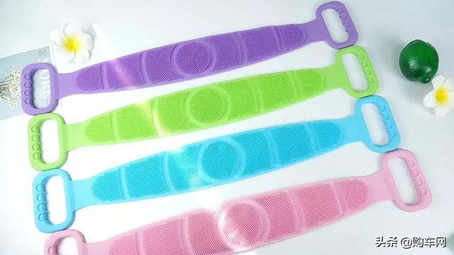 洗澡时搓出泥状物好不好,搓泥搓出来白色的是什么