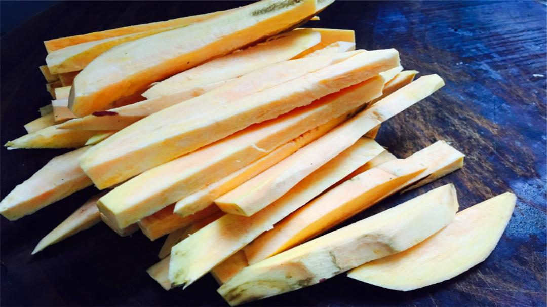 教你红薯干最好吃的做法不用晾晒,红薯干的做法不用烤箱不用太阳晒