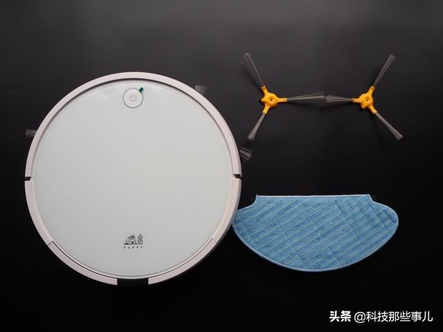 铲屎官不再抓耳挠腮的福利,千元扫地机器人小狗R30上手体验