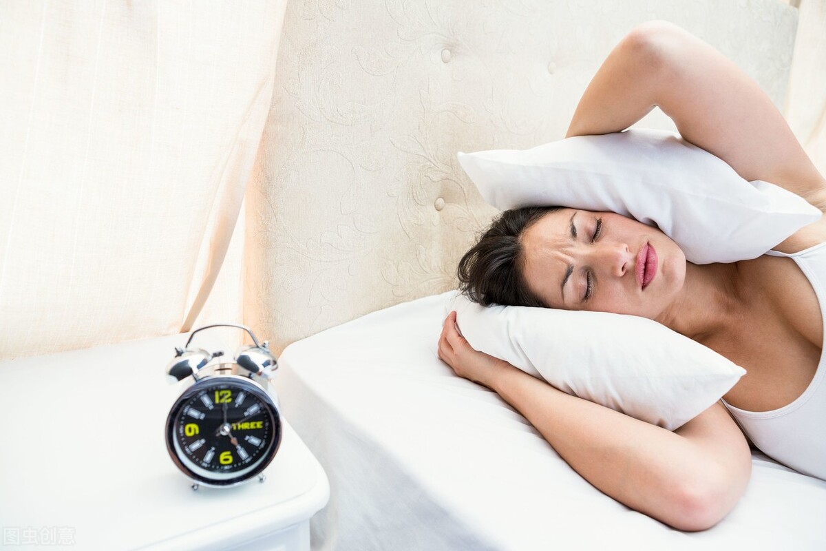 头顶脱发是什么原因如何防治,头顶脱发怎么调理能恢复吗