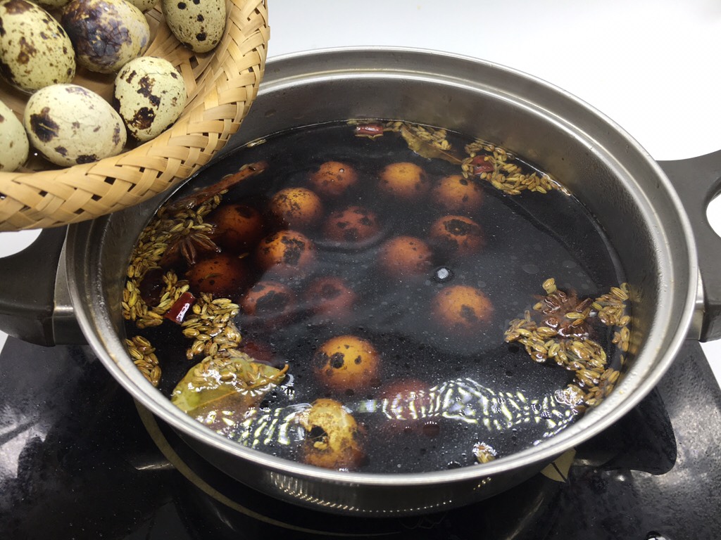 女性吃猪蹄补黄体功能吗,孕酮低吃猪脚黄豆汤好吗