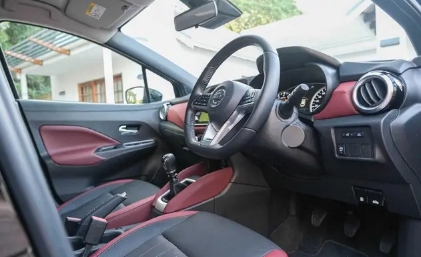 日产骊威和飞度哪个油耗低,日产比本田省油