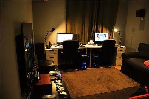 浓墨勾勒漾脸谱,薪火传承构新图