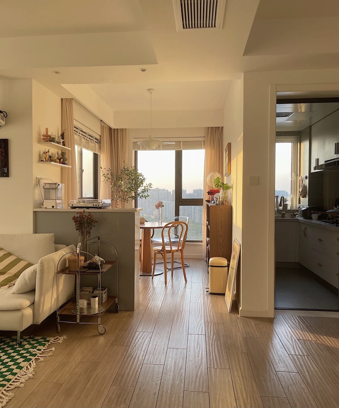 80方的房子装修花了26万,毛坯房改造低成本两室一厅