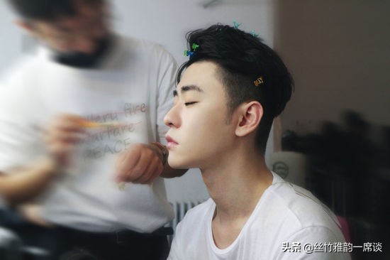 张云雷上品之路行则将至,张云雷从年轻到现在的变化