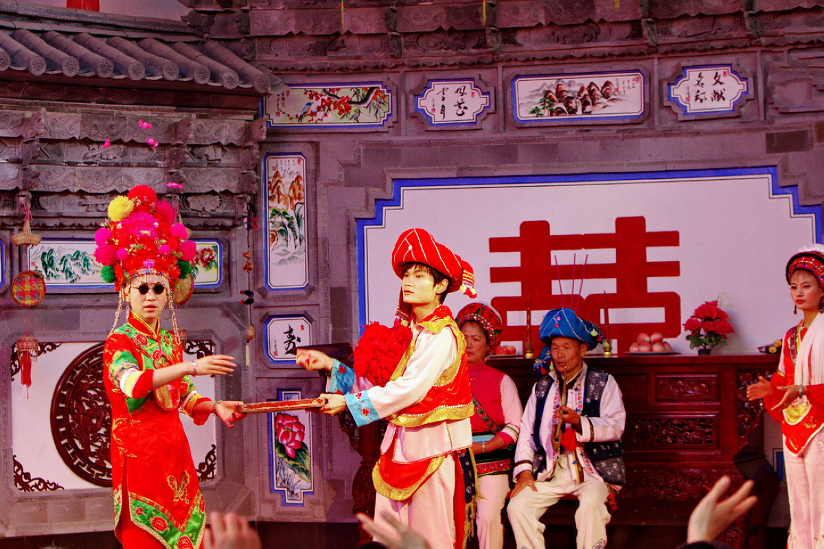 少数民族的奇异婚俗,少数民族奇特的婚嫁