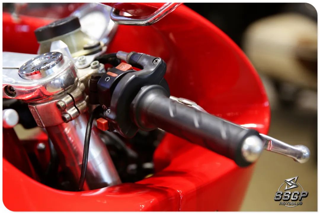 如何快速的进行升降档位?从这里开始