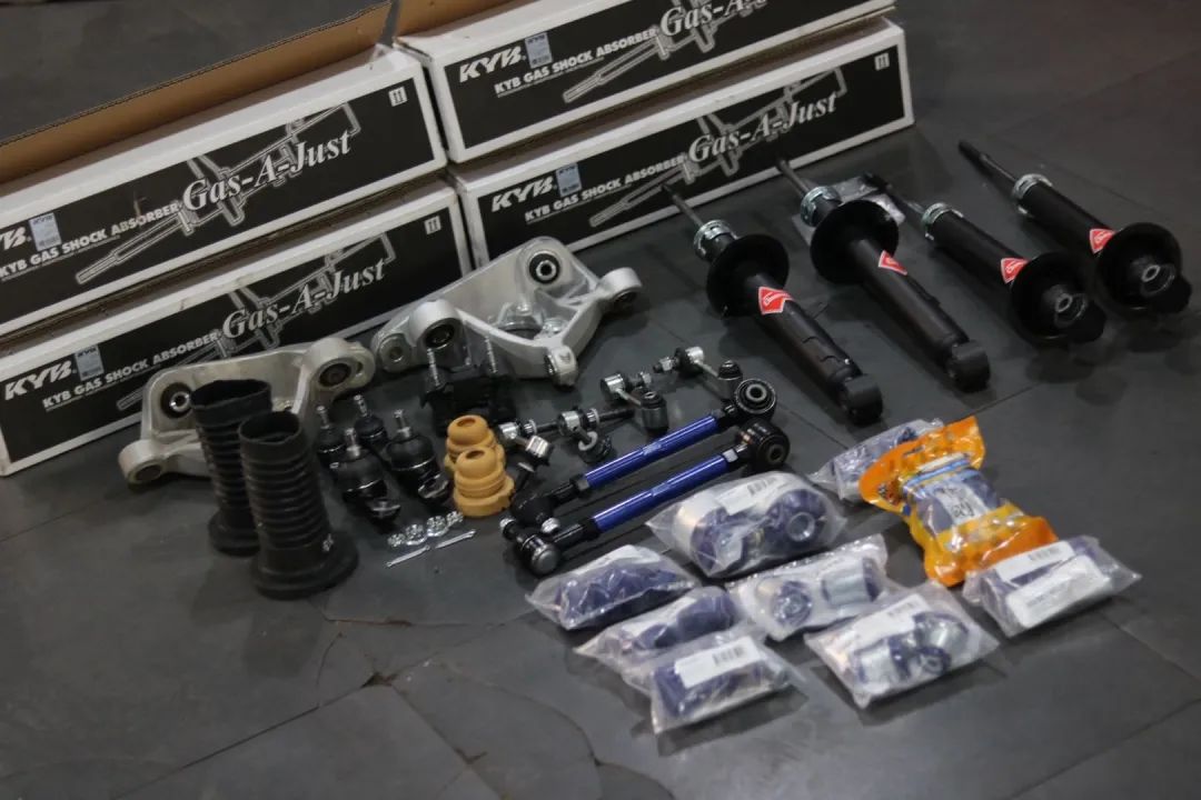 怪兽汽车翻新地址,怪兽修车翻新奥迪q7