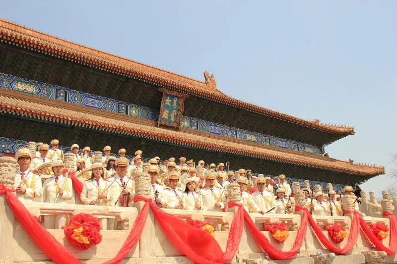 灏忔殩琛ㄦ紨,灏忔殩鍙傚姞鑸炰細鎯婅壋鍏ㄥ満