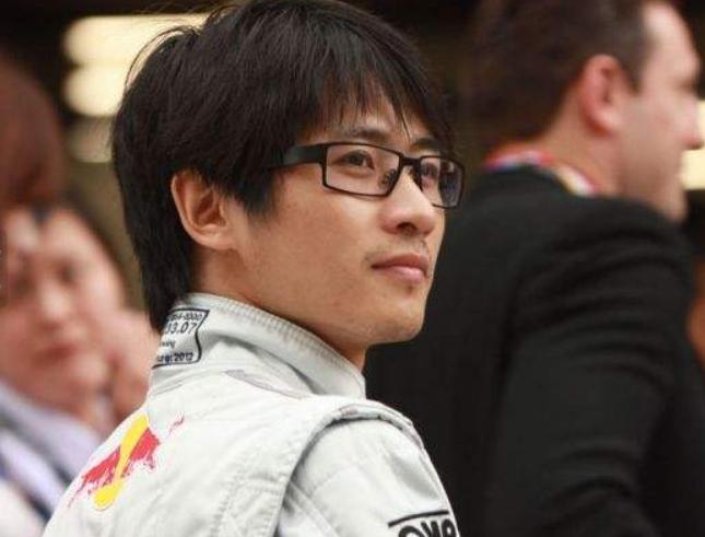 韩寒这几年的样子,韩寒是如何走出事业低谷期的