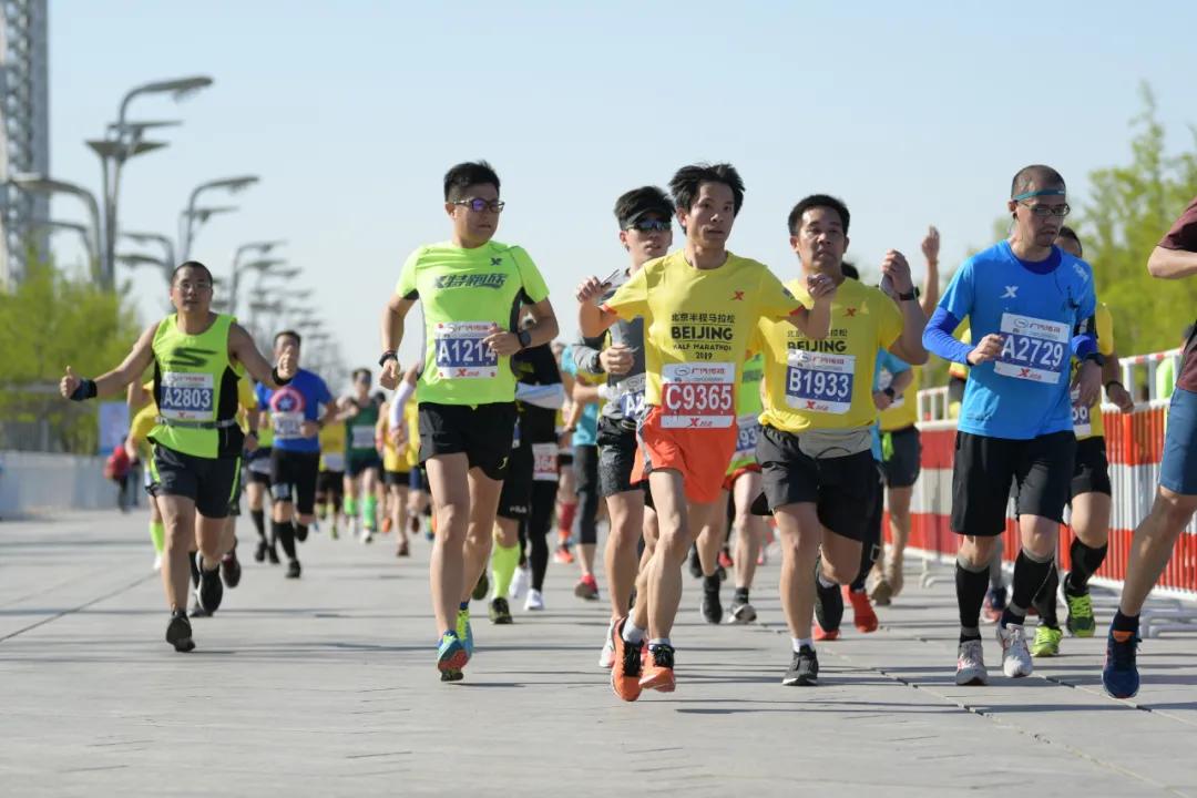 跑步三年都是无氧跑,跑步半年全马能破3吗