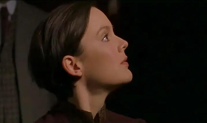 英国戏剧舞台上的女*爱性**恋：被遮盖的主体*欲情**与艰难的戏剧呈现