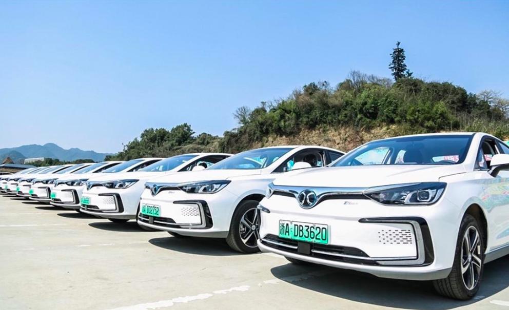 杭州被丢弃的电动车,杭州被抛弃的新能源汽车如何处置