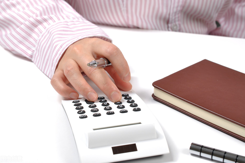 加拿大新移民报税 (在加拿大退休后是否要报税)