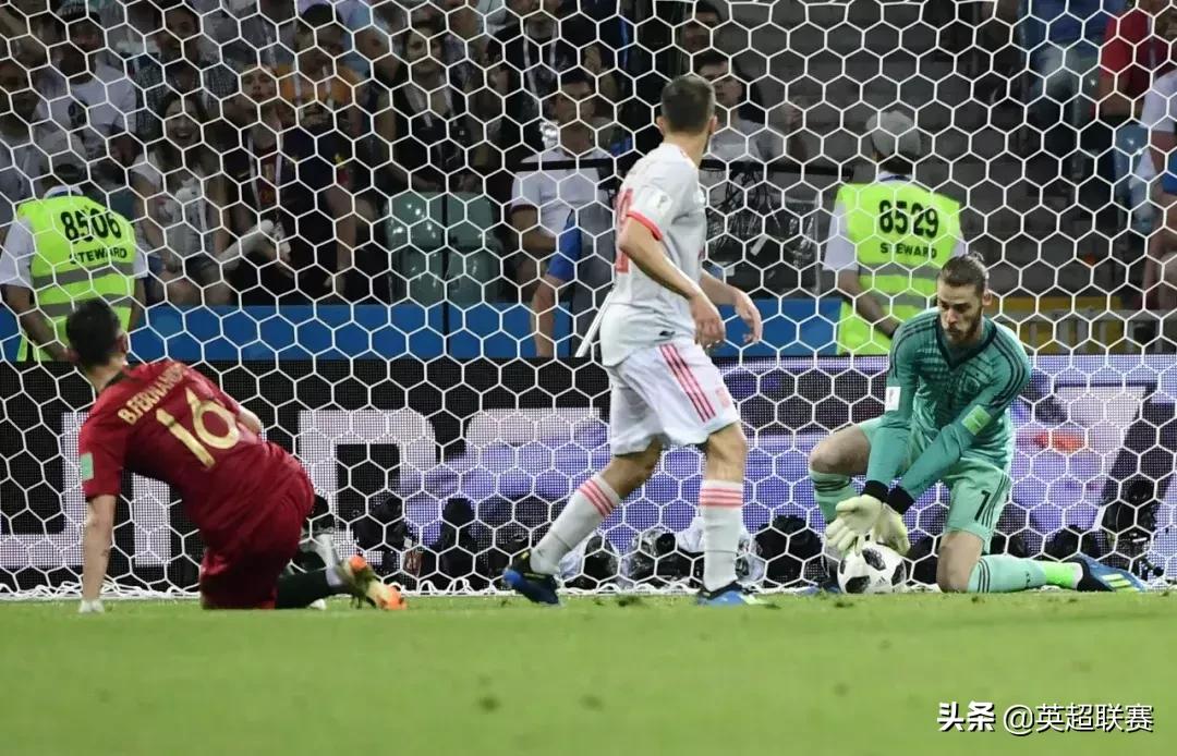 德赫亚从世界第一门将到替补,德赫亚走下神坛的开端