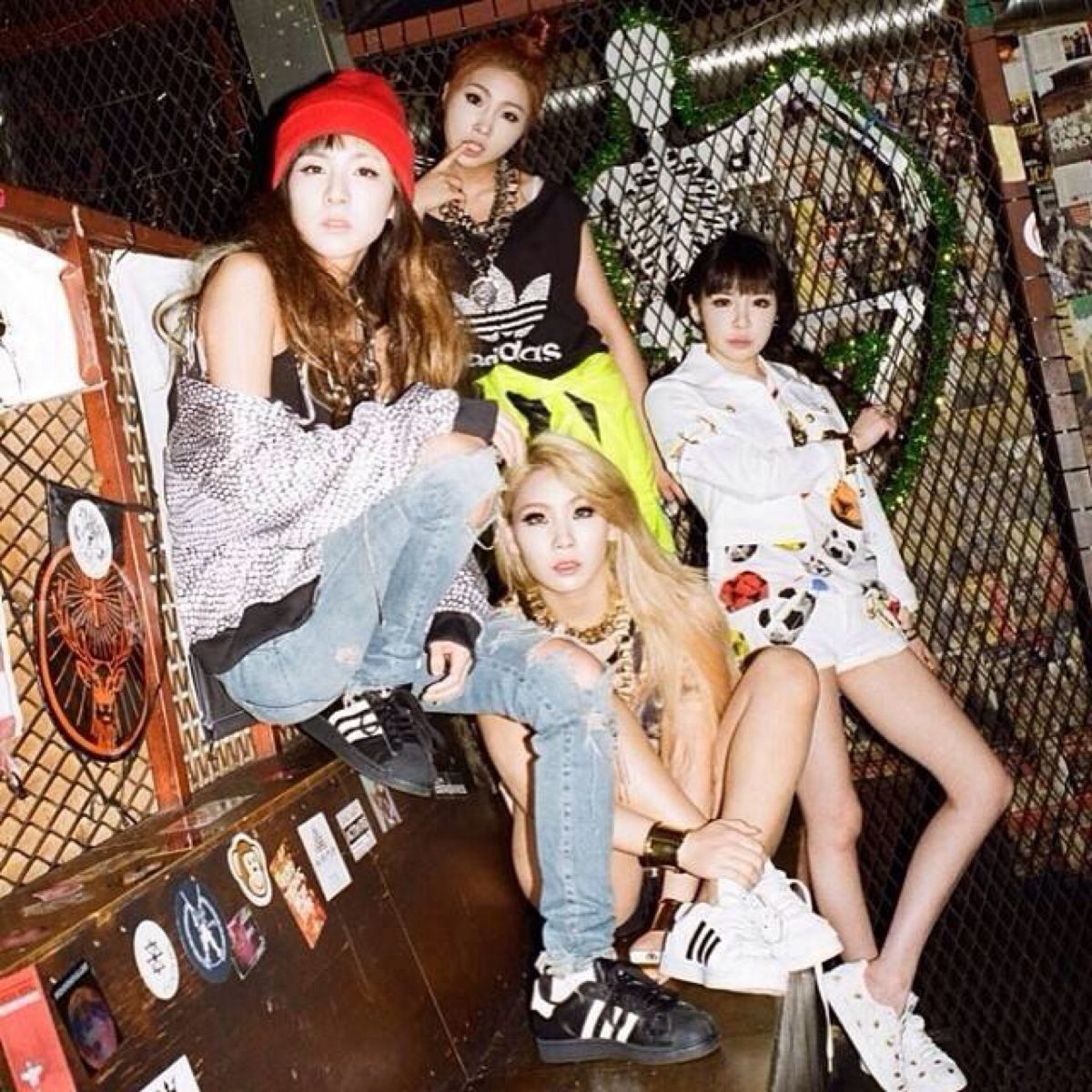 闊╁浗鐭ュ悕濂冲洟2ne1,闊╁浗浜烘皵濂冲洟2ne1