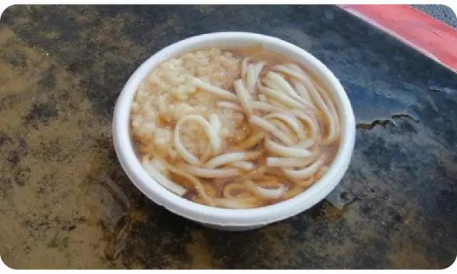 在日本的自助贩卖机里，你能买到全宇宙