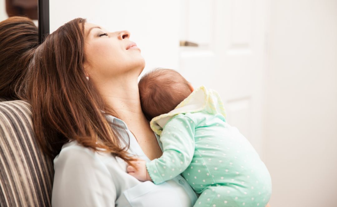 章子怡、秦海璐都在谈产后抑郁：在苛责妈妈前请先关心下她的生活