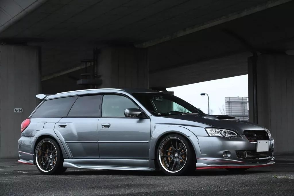 斯巴鲁力狮旅行版07款14万公里,第五代力狮旅行版手动