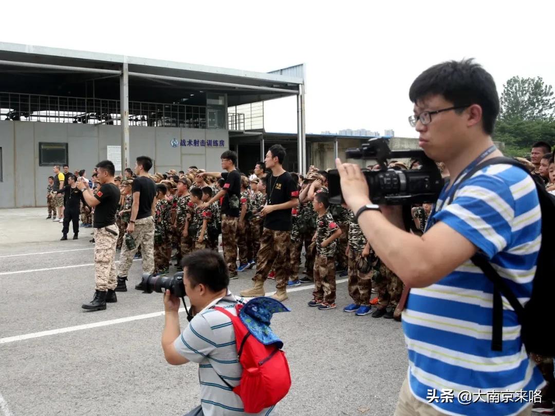 江苏教育频道特种兵军事夏令营,小小特种兵夏令营江苏广电