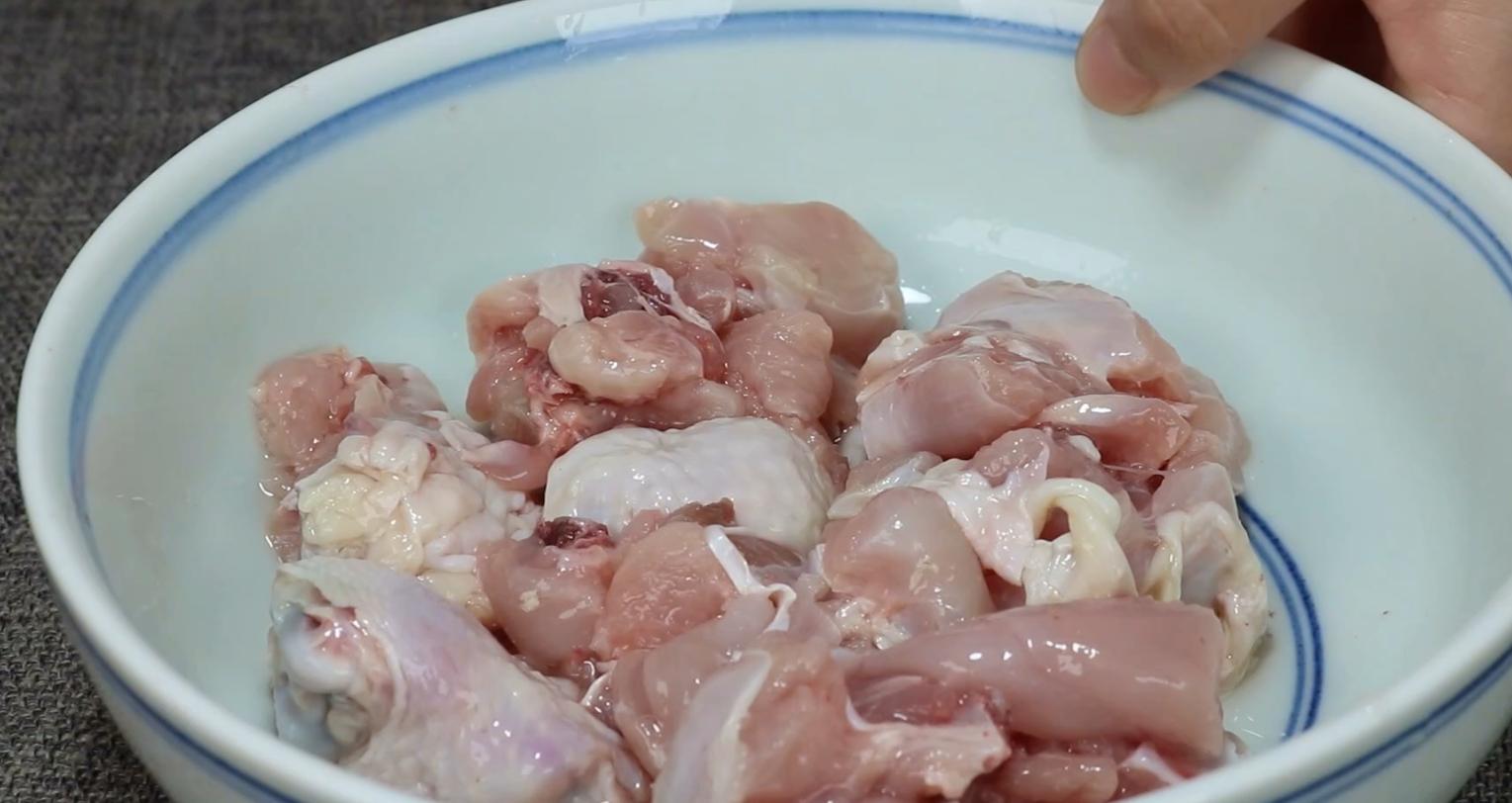 开店黄焖鸡酱汁配方,黄焖鸡最正宗的做法学会了就可以