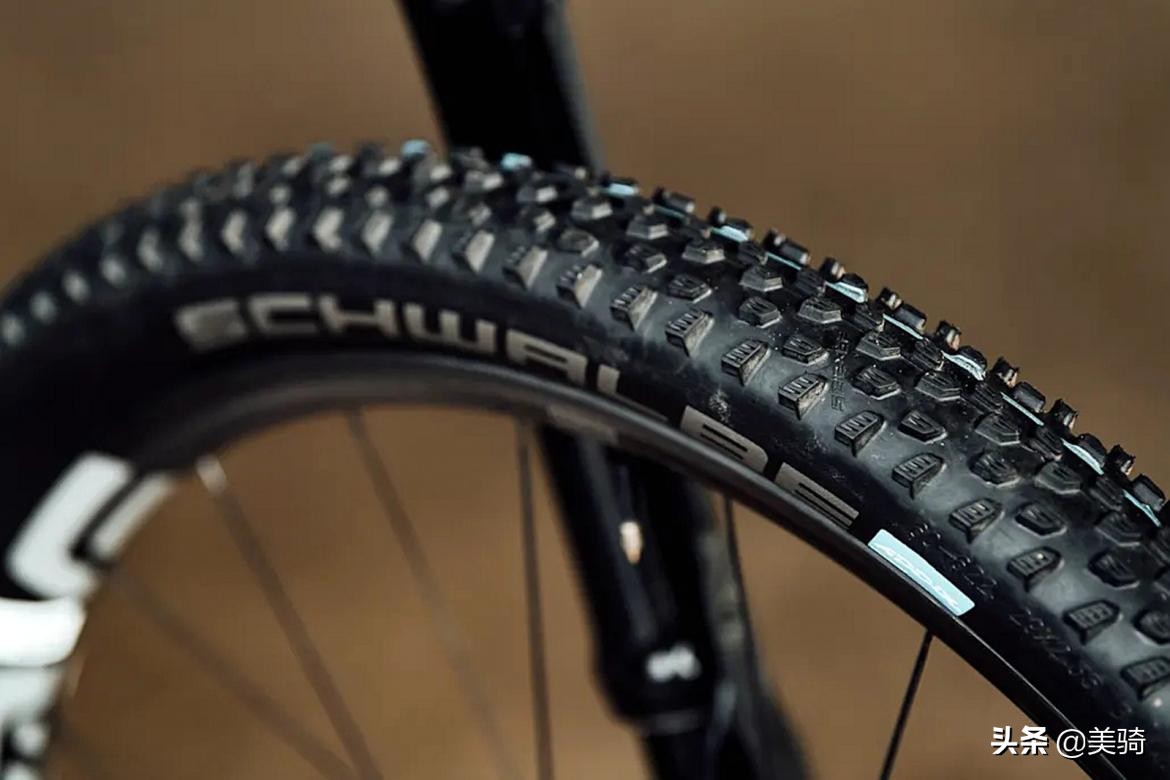 虽然重,但照样拿冠军巴西山地名将的Cannondale