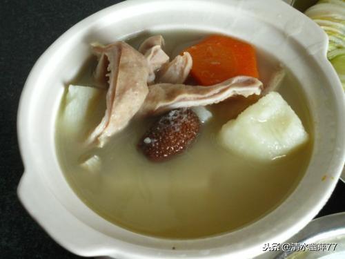 猪肚鸡内金和砂仁治胃病,猪肚炖砂仁能快速修复胃黏膜