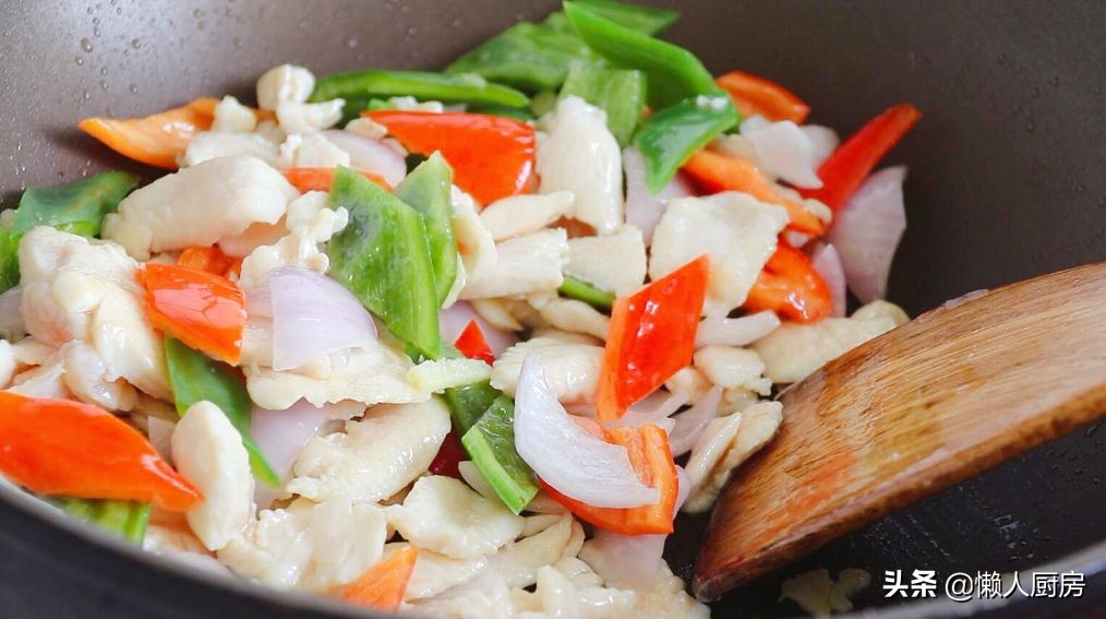 鸡胸肉怎么打汁吃最减肥,手撕鸡胸肉不柴的方法