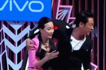 强吻、揩油、扒衣服？刘亦菲、赵丽颖都难逃“咸猪手”