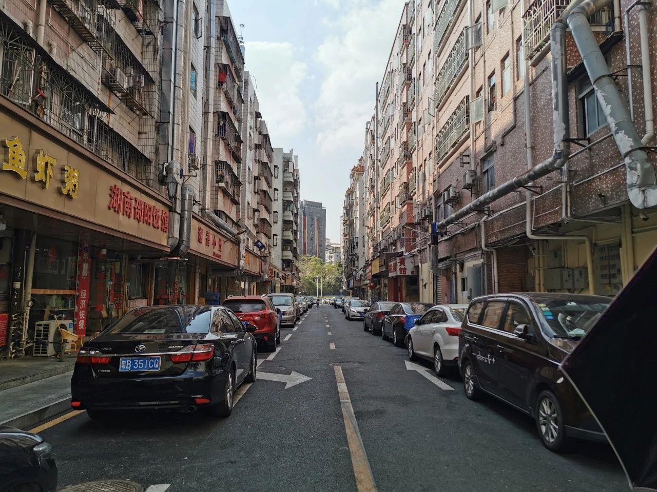 分析餐饮店铺选址,餐厅选址可行性报告