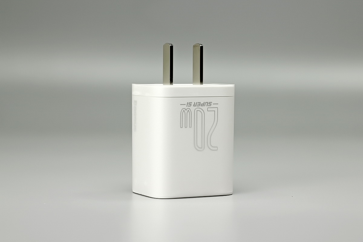 倍思超级硅30w充电头评测,supersipro超级硅快充充电器