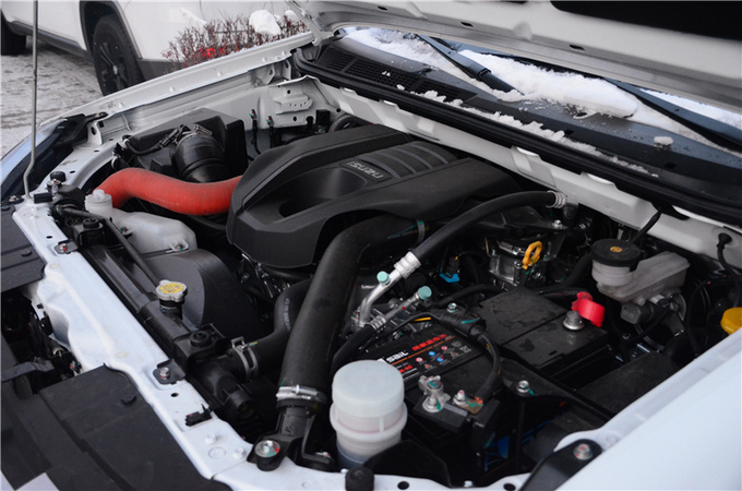 江西五十铃d-max跑山路动力足吗,沉浸式体验2023款五十铃d-max