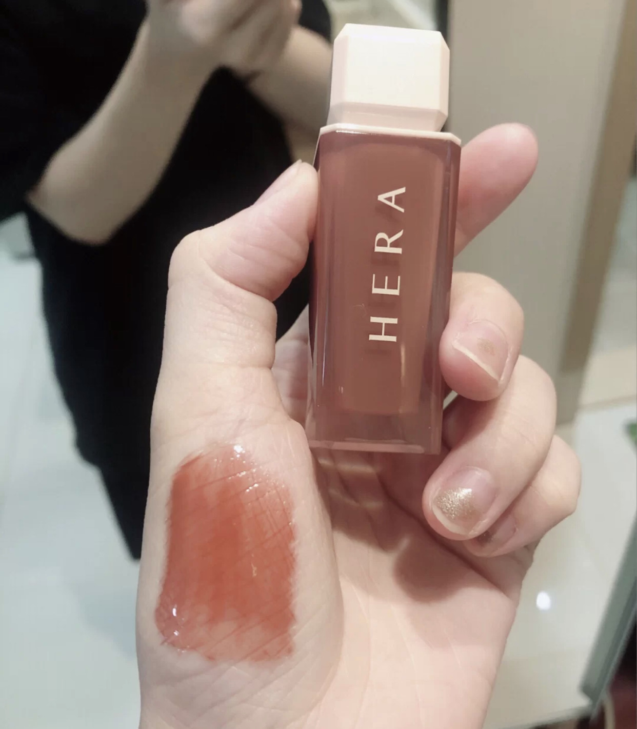 唇干唇纹深适合什么唇釉,唇纹深的女人好吗