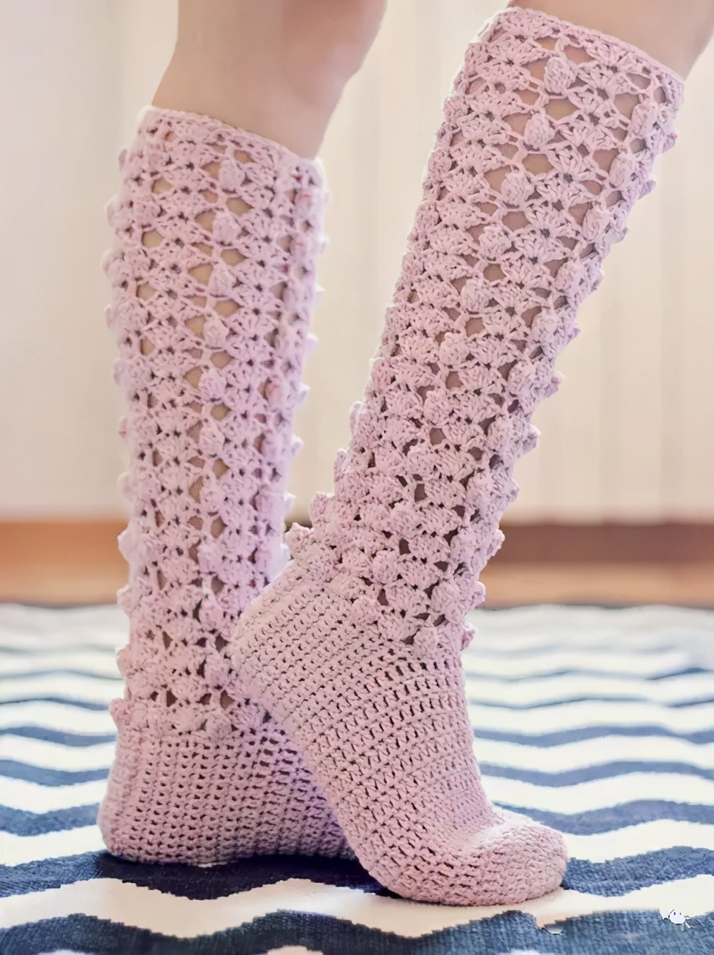 自己织的毛线袜,在家穿的毛线袜怎么织