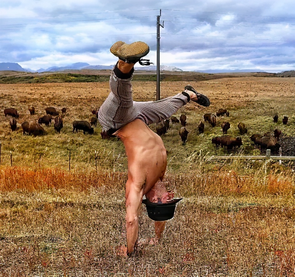 看完这些人,你再也不会觉得男人练瑜伽“娘”了