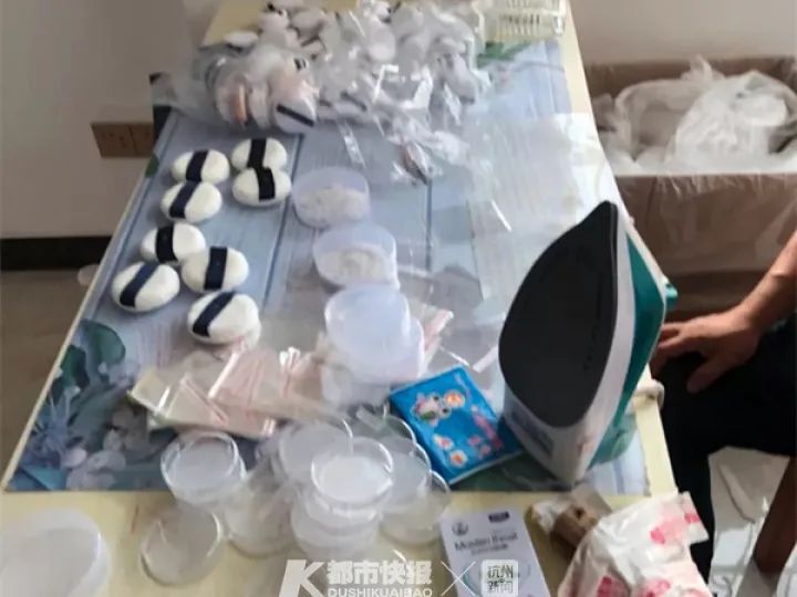 cpb纪梵希圣罗兰气垫,cpb纪梵希粉扑